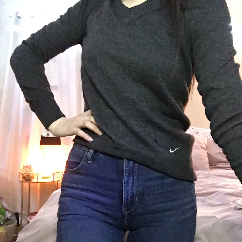 Super soft Nike golf sweater
